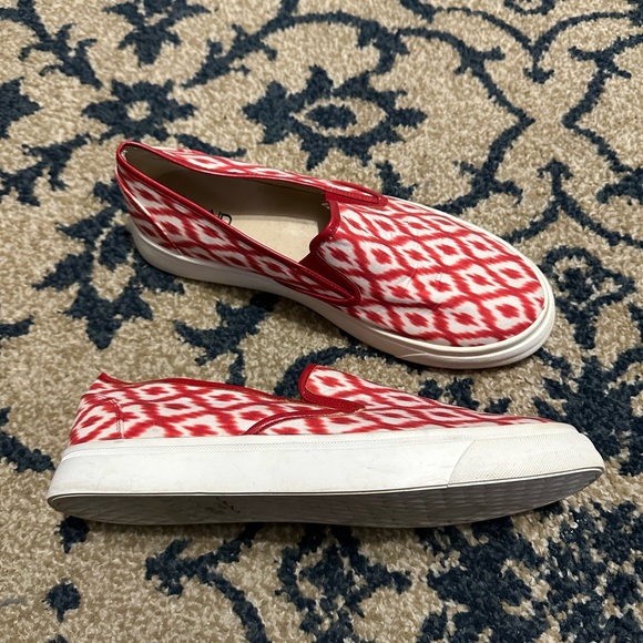 Abound slip on shoes. - Picture 3 of 3